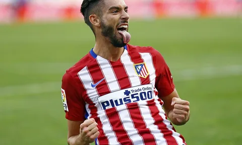 Lý do Yannick Carrasco đang được hàng loạt đội bóng lớn theo đuổi