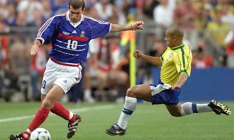 Ký ức World Cup: Tuyển Pháp thành bại tại gã đầu hói huyền thoại Zidane