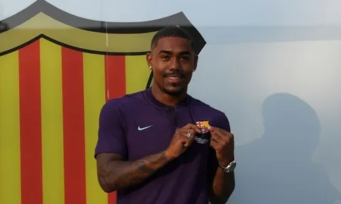 'Malcom có xuất phát điểm giống Messi'
