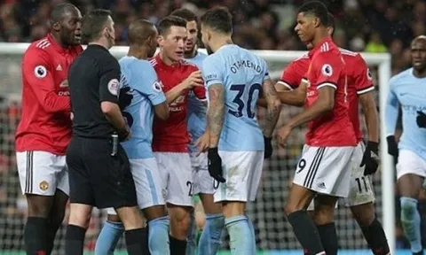 Man City: Khi ảo vọng về cú ăn 3 dần sụp đổ...