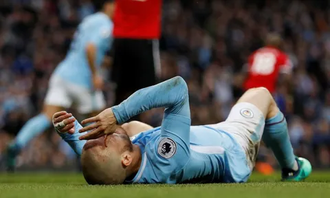 Pep Guardiola: Đòn liên hoàn cước và thước đo cho bản lĩnh