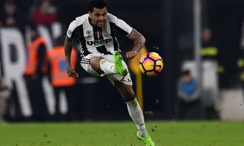 Man City sắp sở hữu hậu vệ phải xuất sắc nhất thế giới