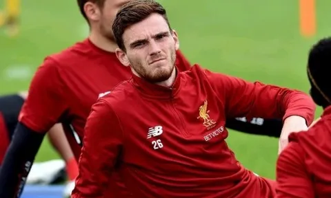 Màn ra mắt của Andy Robertson tại Liverpool