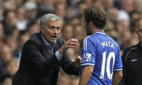 Màn trình diễn ấn tượng của Mata trong màu áo Chelsea