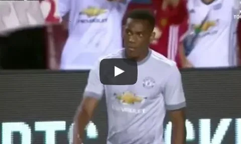 Màn trình diễn của Anthony Martial vs Barcelona