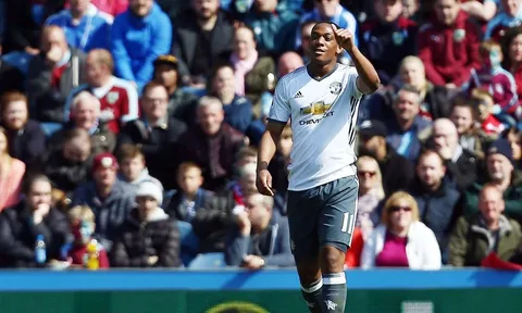 Màn trình diễn của Anthony Martial vs Burnley