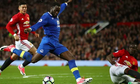 Màn trình diễn của Eric Bailly vs Everton