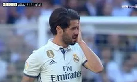 Màn trình diễn của Isco vs Atletico