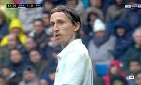 Màn trình diễn của Luka Modric (vs Valencia)