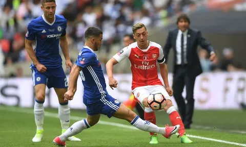 Màn trình diễn của Mesut Oezil vs Chelsea