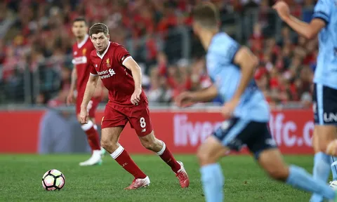 Màn trình diễn của Steven Gerrard trước Sydney FC