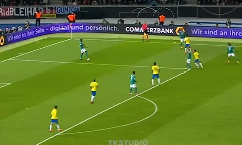 Màn trình diễn của Toni Kroos trước Brazil
