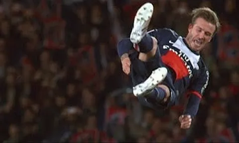 Màn trình diễn đã biến David Beckham trở thành huyền thoại của PSG