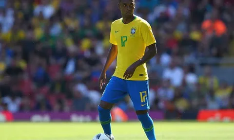 Man Utd đã ký hợp đồng với 'tiểu Fernandinho'