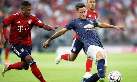 Man Utd nhận 'cú sốc' nhân sự sau trận thua Bayern Munich