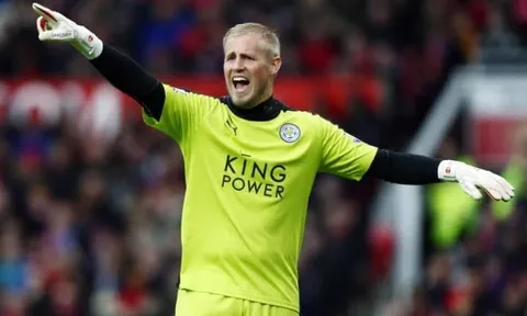 Man Utd nhờ huyền thoại Schmeichel 'dụ' con đến Old Trafford
