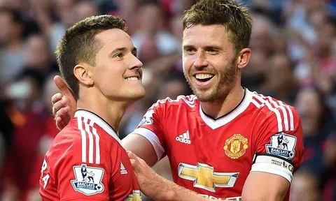Rooney ra đi, Mourinho chọn xong đội trưởng