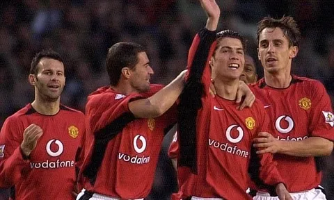 MU 'vô đối' và top CLB thống trị ĐHTB PFA trong lịch sử Premier League