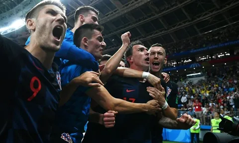 Mandzukic ghi bàn thắng quý như vàng, Croatia thắng ngược tuyển Anh sau 120 phút