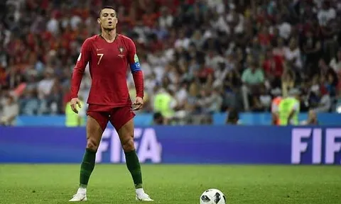 Maradona, Pele, rồi... Messi? Ronaldo che mờ tất cả!
