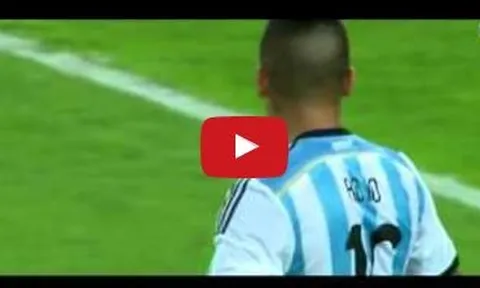 Marcos Rojo phá bóng cực dị bằng kĩ thuật rabona