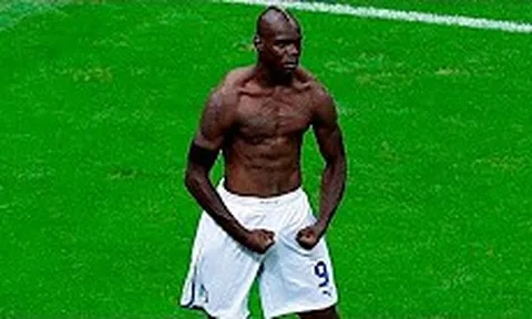 Mario Balotelli, Cậu Bé Vàng mãi không chịu lớn