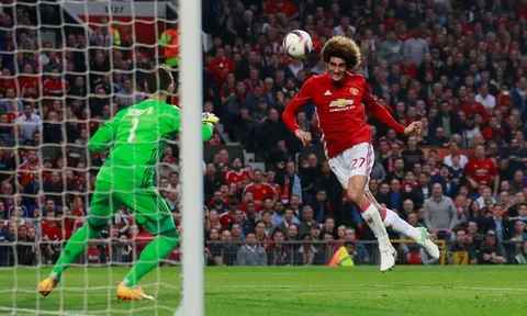 Marouane Fellaini chơi đầy nỗ lực trước Celta Vigo