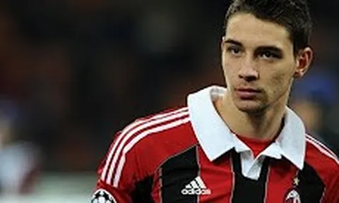 Mattia De Sciglio, ngôi sao đang bị tẩy chay tại AC Milan