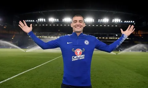 Maurizio Sarri CHỈ RA điểm mạnh của tân binh Chelsea