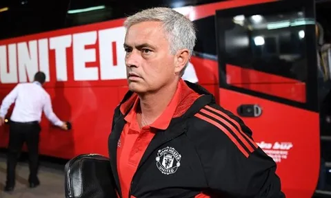 Máy tính dự đoán: Man Utd, Liverpool rớt top 4, Chelsea tiếp tục vô địch