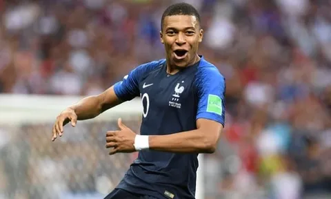Kylian Mbappe cân bằng kỷ lục vĩ đại của Pele