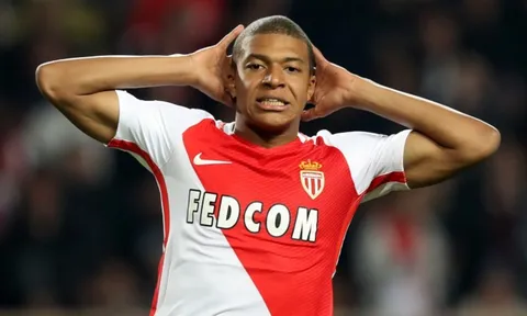 Báo Pháp tiết lộ lý do Mbappe từ chối MU, chọn Real Madrid