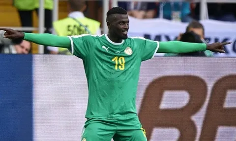 Arsenal nhắm "bad boy" tham dự World Cup