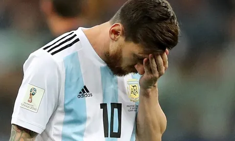 ‘Argentina chơi tệ, họ lại lôi Leo Messi ra chỉ trích’