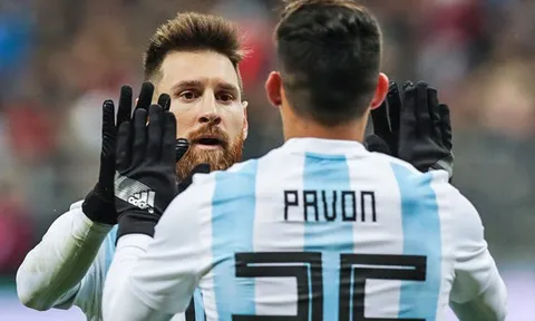 Messi yêu cầu Barcelona chiêu mộ tiền đạo đồng hương