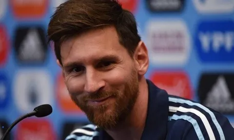 Messi yêu cầu Barca kí 6 bản hợp đồng, bao gồm 2 ngôi sao Man Utd