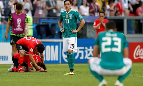 Tuyển Đức: Trăm dâu đổ đầu Mesut Oezil
