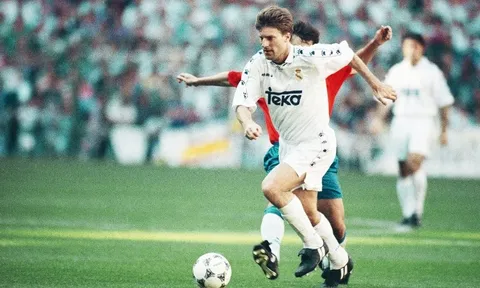 Michael Laudrup - Huyền thoại một thời của Đan Mạch