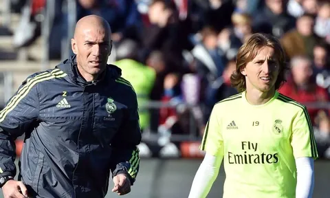 Modric lỡ trận Siêu kinh điển lượt đi: Tính sao đây Zidane?