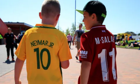 Mohamed Salah đồng hành cùng Neymar tại Anfield