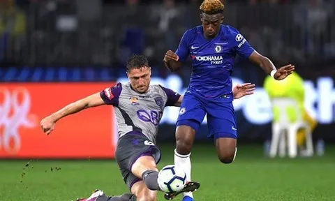 Mới đá 1 trận, thần đồng Chelsea đã 'nhận quà lớn'