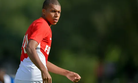 Monaco trao "ấn kiếm" cho Mbappe, tương lai đã rõ?