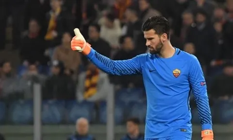 Monchi chỉ ra điều kiện cần để chiêu mộ Alisson