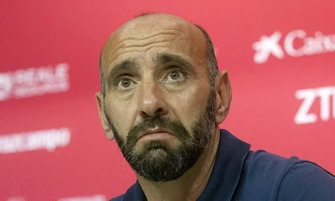Monchi ra tay, AS Roma chấm dứt hi vọng của Liverpool, Real Madrid
