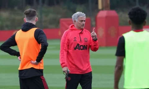 Mourinho xác nhận 7 ngôi sao vắng mặt trong giai đoạn đầu mùa bóng