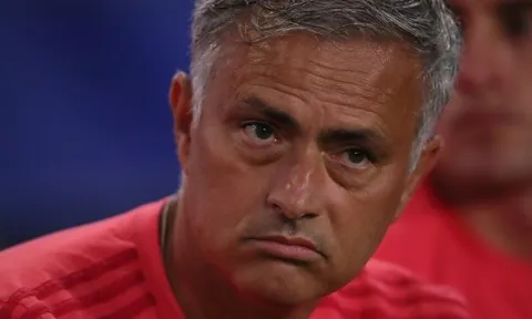 Lộ diện HLV tầm cỡ Man Utd nhắm mua nếu Mourinho ra đi