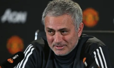 Mourinho còn được duyệt chi bao nhiêu trên TTCN?