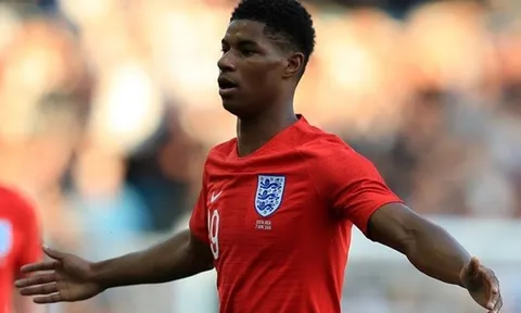 'Mourinho đang kìm hãm Marcus Rashford'
