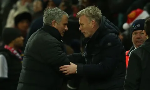 Mourinho: Hãy thông cảm cho những HLV như Moyes