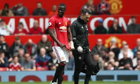 Mourinho hé lộ chấn thương của Bailly & Shaw